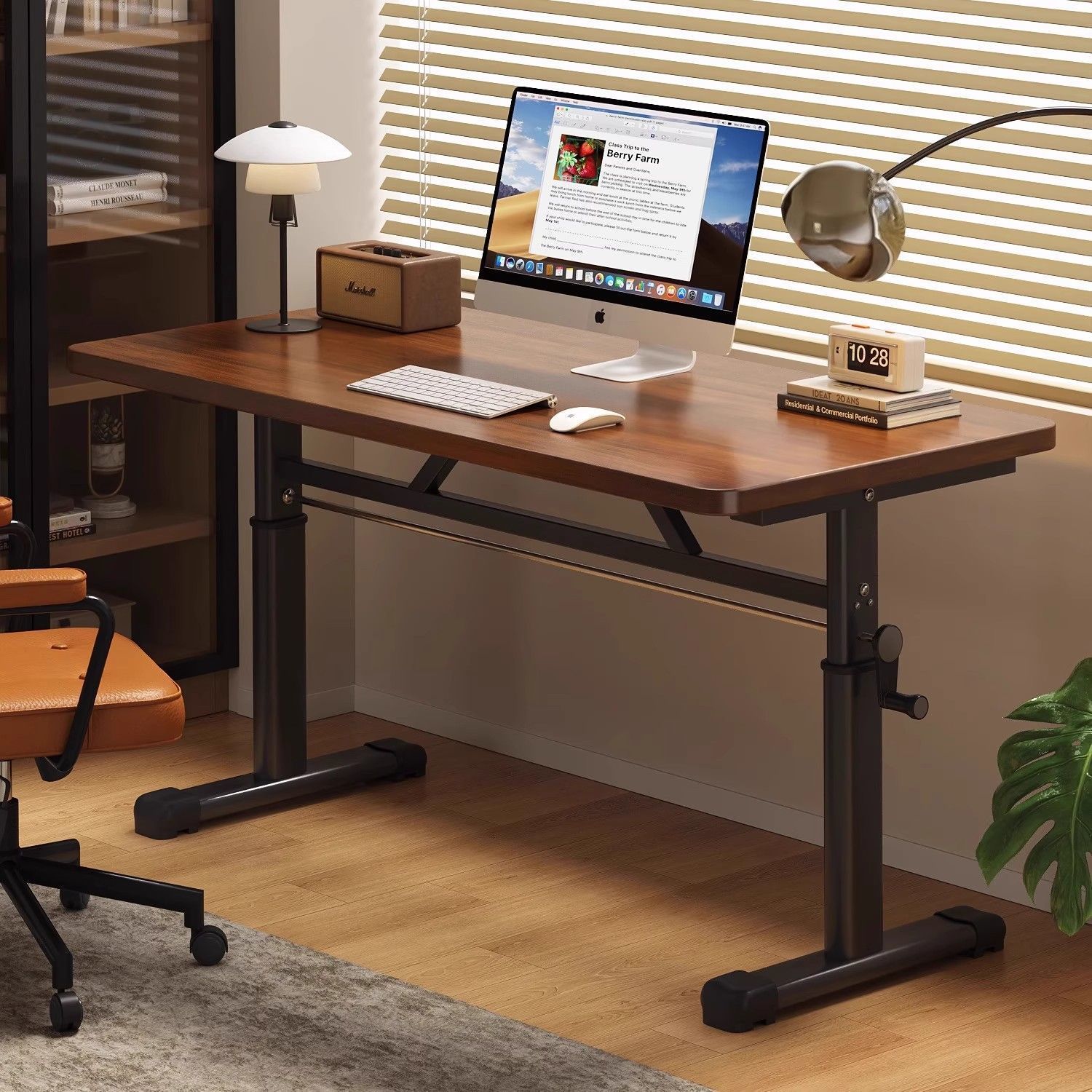 Desk Setup Laptop - Nowoczesne, proste biurko komputerowe z regulacją
