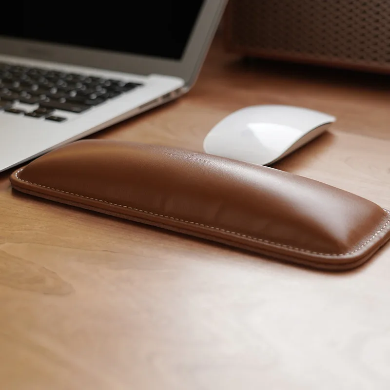 Podpórka pod nadgarstek z praw – Ergonomic Desk Setup Keyboard recenzja i cena